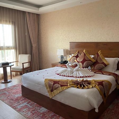 Alsahwa Hotel Seeb Eksteriør billede