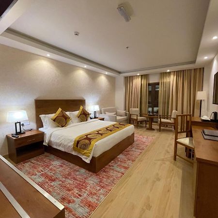 Alsahwa Hotel Seeb Eksteriør billede