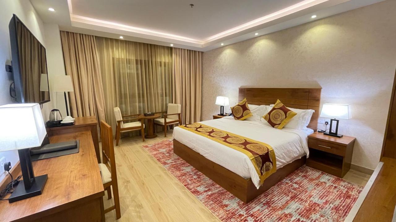 Alsahwa Hotel Seeb Eksteriør billede