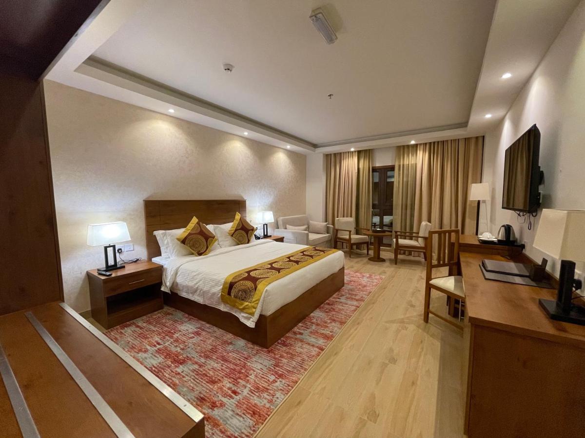 Alsahwa Hotel Seeb Eksteriør billede